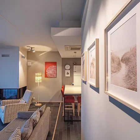 Hygge With Fireplace At The Seaside *