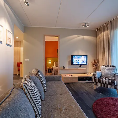 Apartment Hygge With Fireplace At The Seaside *