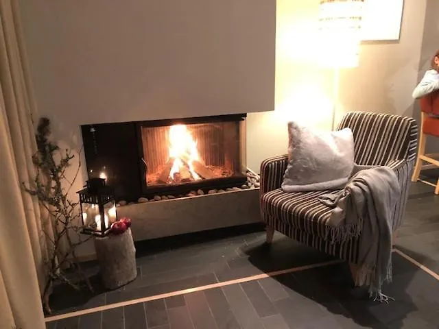 Hygge With Fireplace At The Seaside 아파트 쿠레사아레
