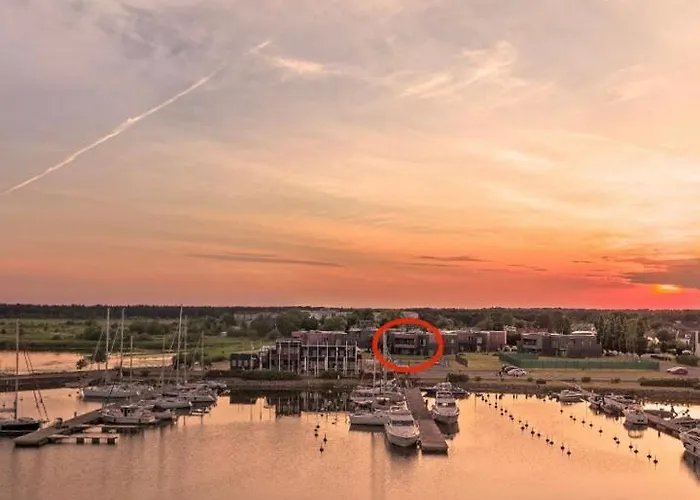 Hygge With Fireplace At The Seaside 아파트 *