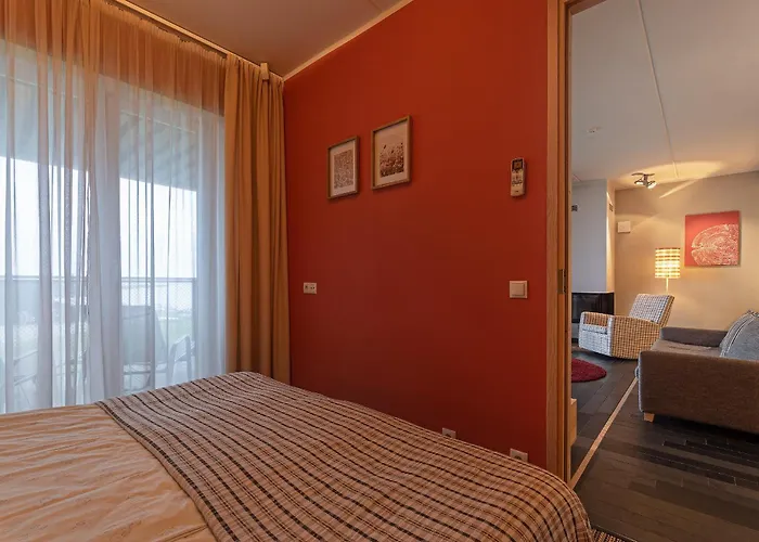 Hygge With Fireplace At The Seaside * 쿠레사아레