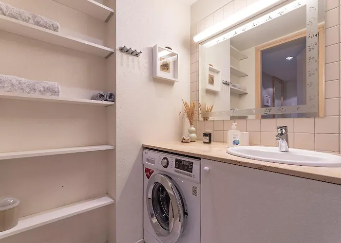 Hygge With Fireplace At The Seaside 아파트